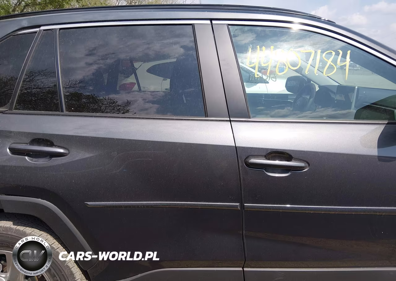 2025 Toyota Rav4 Xle VIN:2T3P1RFV0SW629484 - 13