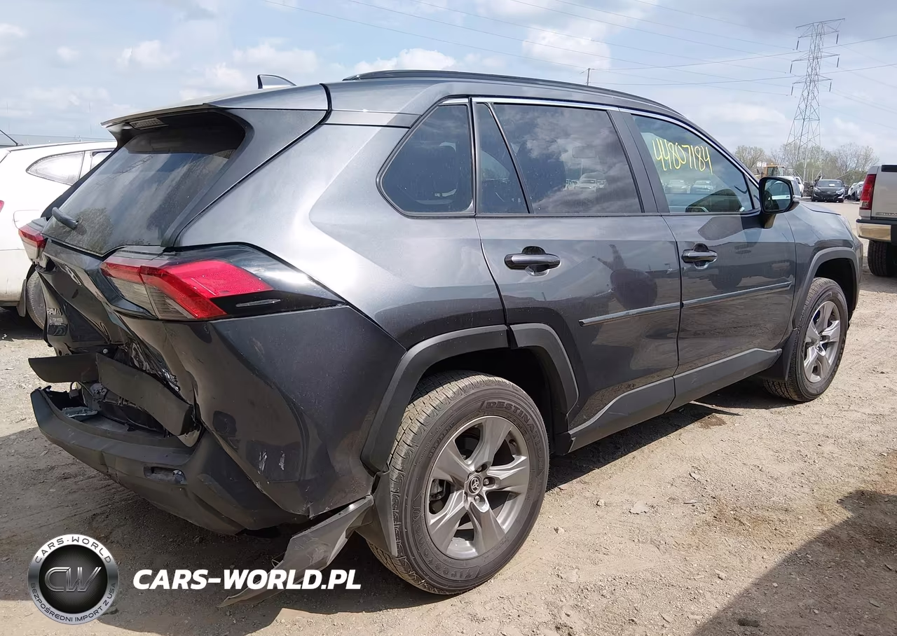 2025 Toyota Rav4 Xle VIN:2T3P1RFV0SW629484 - 4
