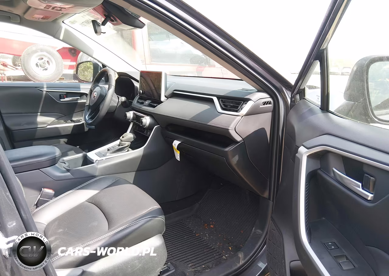 2025 Toyota Rav4 Xle VIN:2T3P1RFV0SW629484 - 5