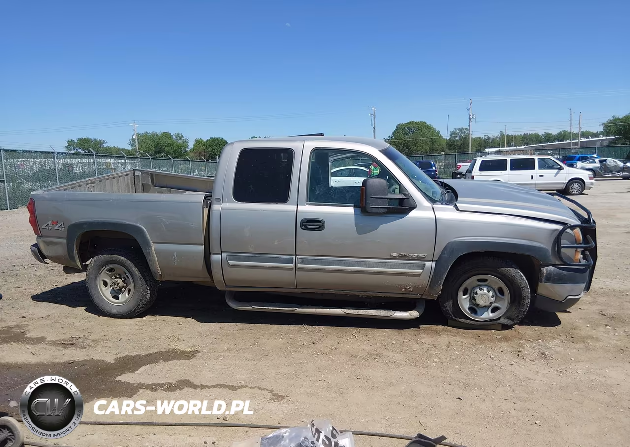 2003 Chevrolet Silverado 2500Hd VIN:1GCHK29U53E276924 - 14