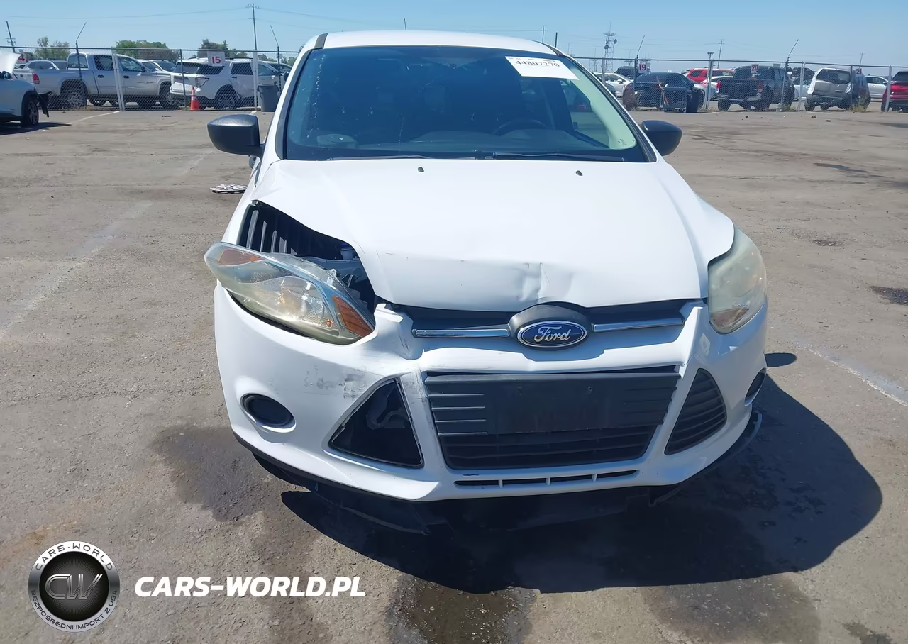2014 Ford Focus S VIN:1FADP3E26EL330584 - 13
