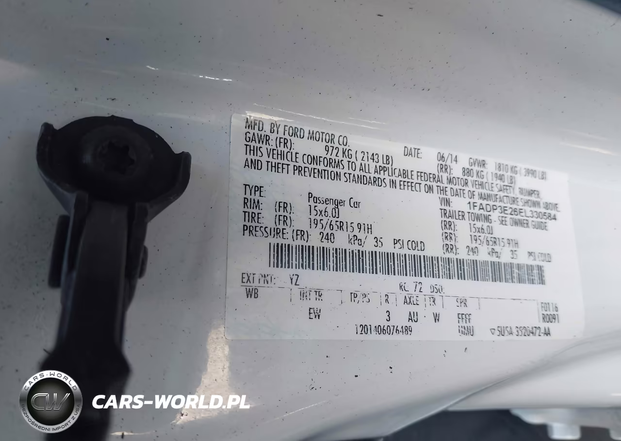 2014 Ford Focus S VIN:1FADP3E26EL330584 - 9