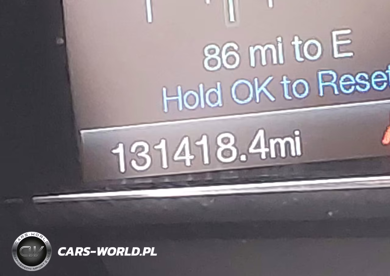 2016 Ford Explorer Sport VIN:1FM5K8GTXGGA83559 - 16