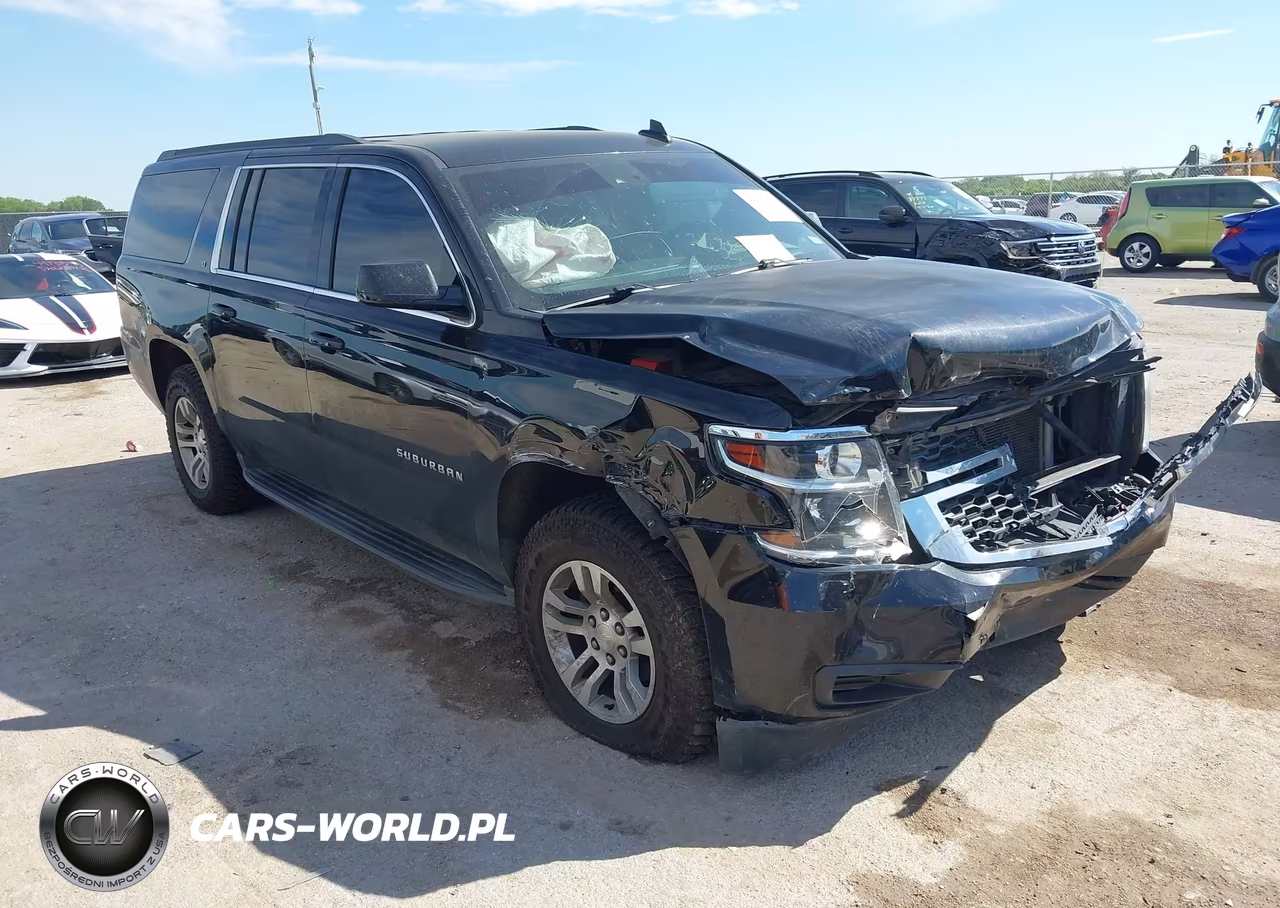 2017 Chevrolet Suburban Lt – zdjęcie 1 z 16