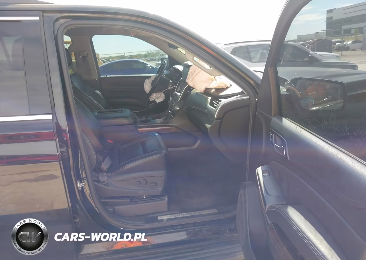 2017 Chevrolet Suburban Lt VIN:1GNSKHKC3HR167461 - 5
