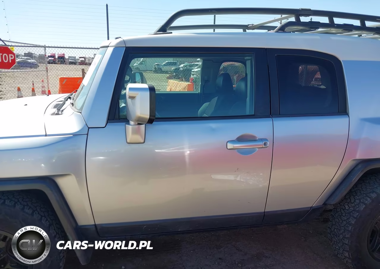 2007 Toyota Fj Cruiser VIN:JTEZU11F670011918 - 14