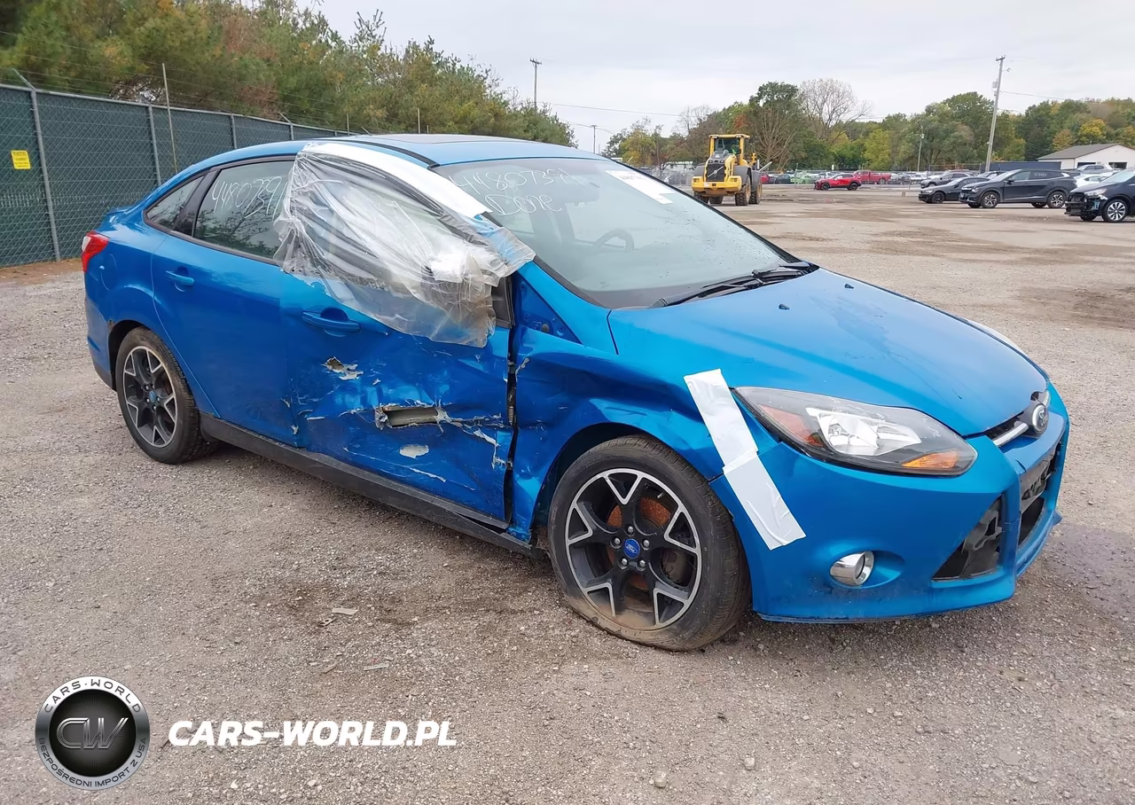 2012 Ford Focus Se VIN:1FAHP3F29CL183268 - 1