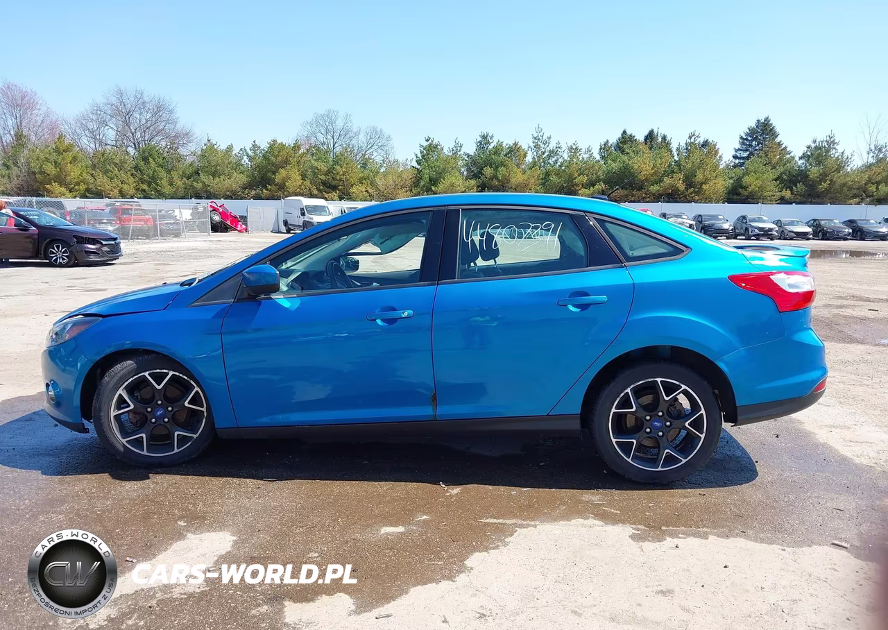 2012 Ford Focus Se VIN:1FAHP3F29CL183268 - 15