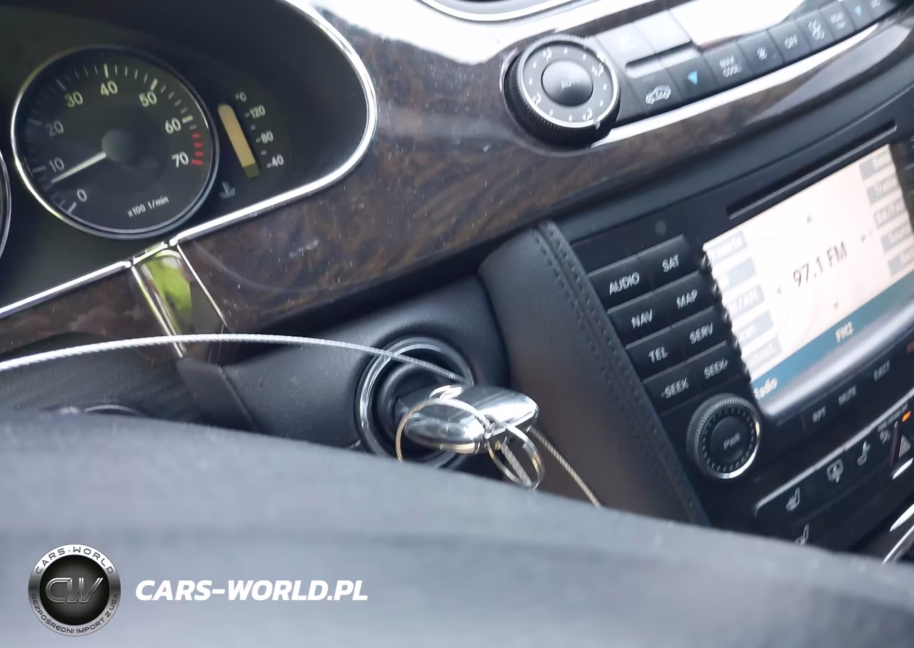 2007 Mercedes-Benz Cls 550 VIN:WDDDJ72X77A100754 - 11