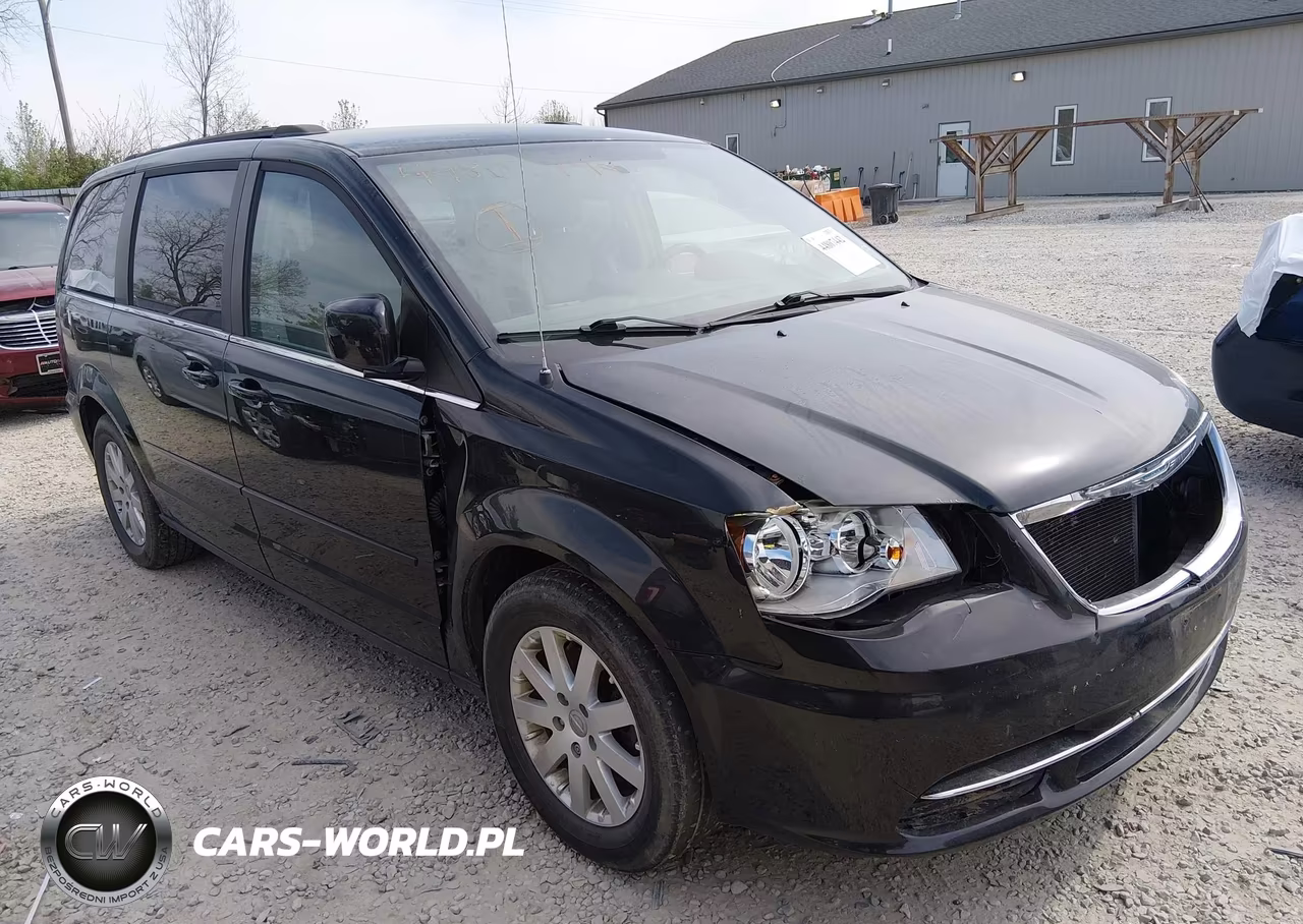 2015 Chrysler Town & Country Lx – zdjęcie 1 z 11