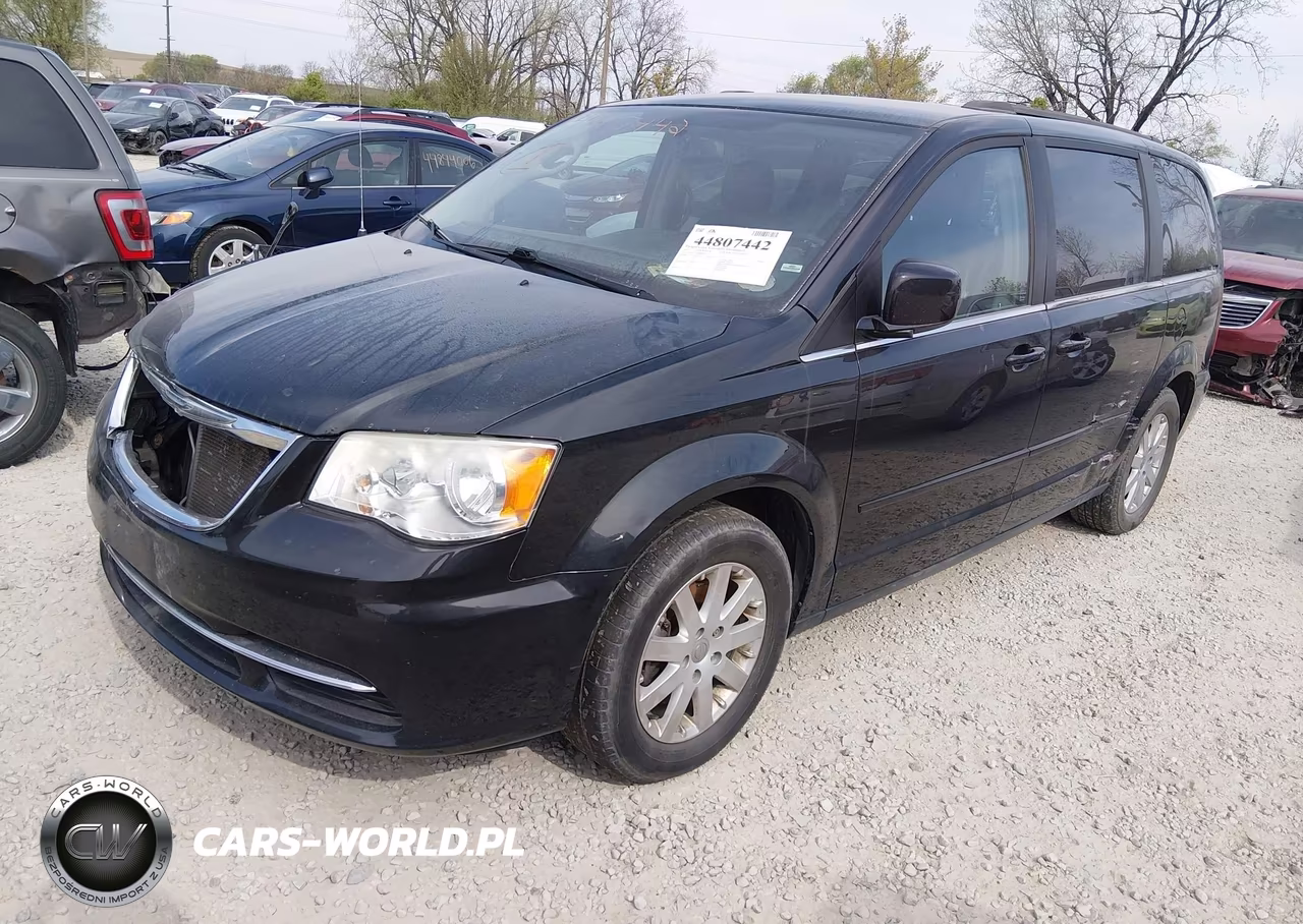 2015 Chrysler Town & Country Lx VIN:2C4RC1AG8FR698727 - 2