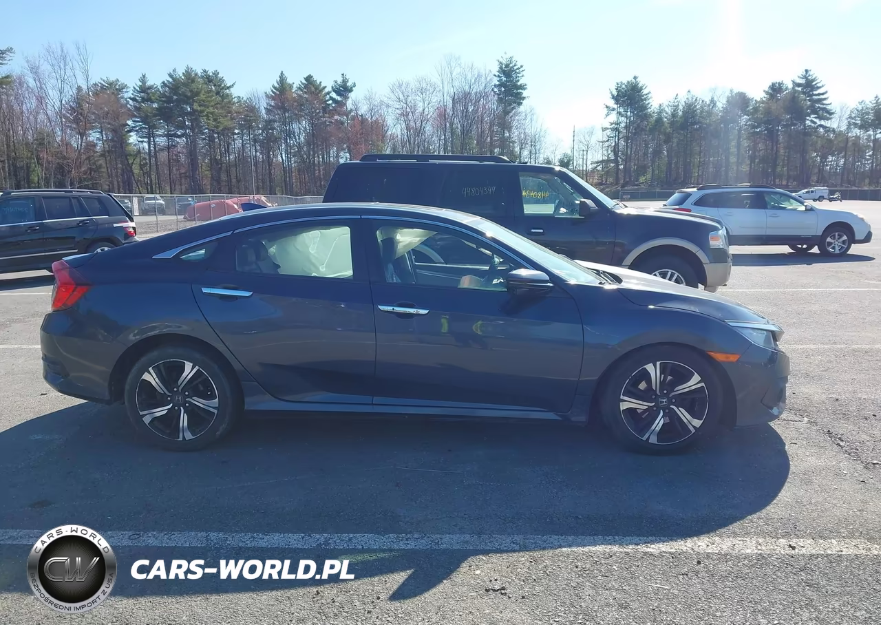 2016 Honda Civic Touring VIN:19XFC1F98GE220288 - 13