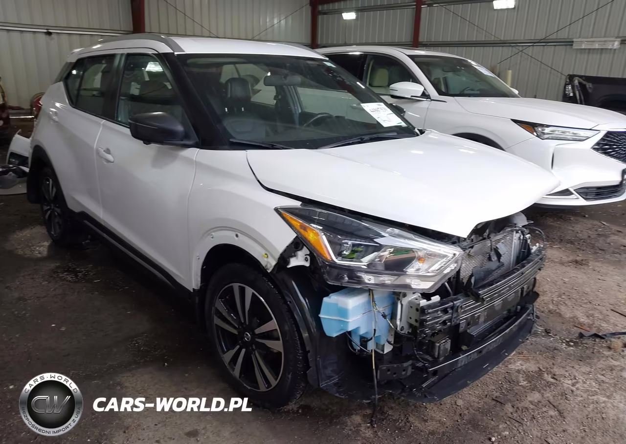 2019 Nissan Kicks Sr – zdjęcie 1 z 17