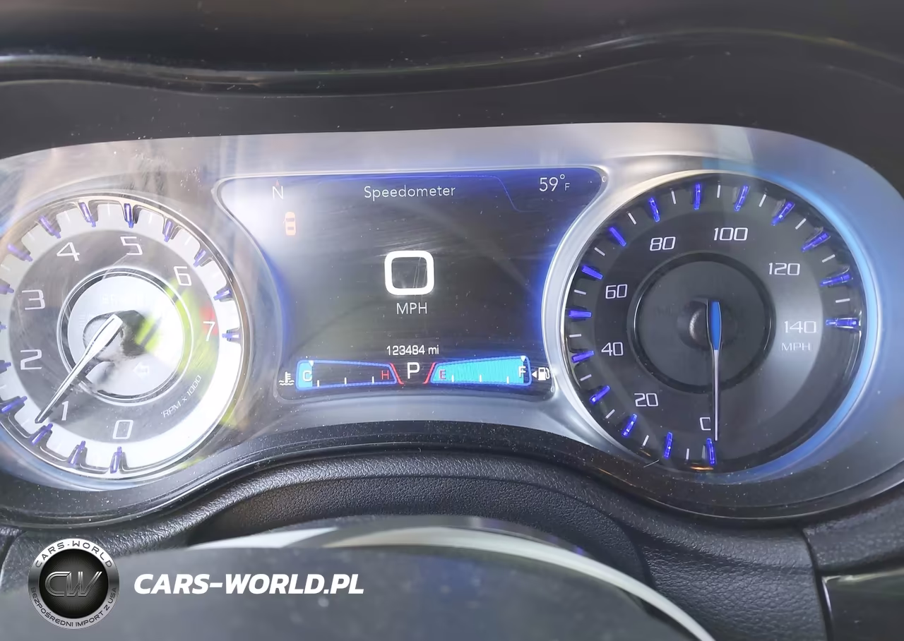 2019 Chrysler 300 300S VIN:2C3CCABG8KH516405 - 7