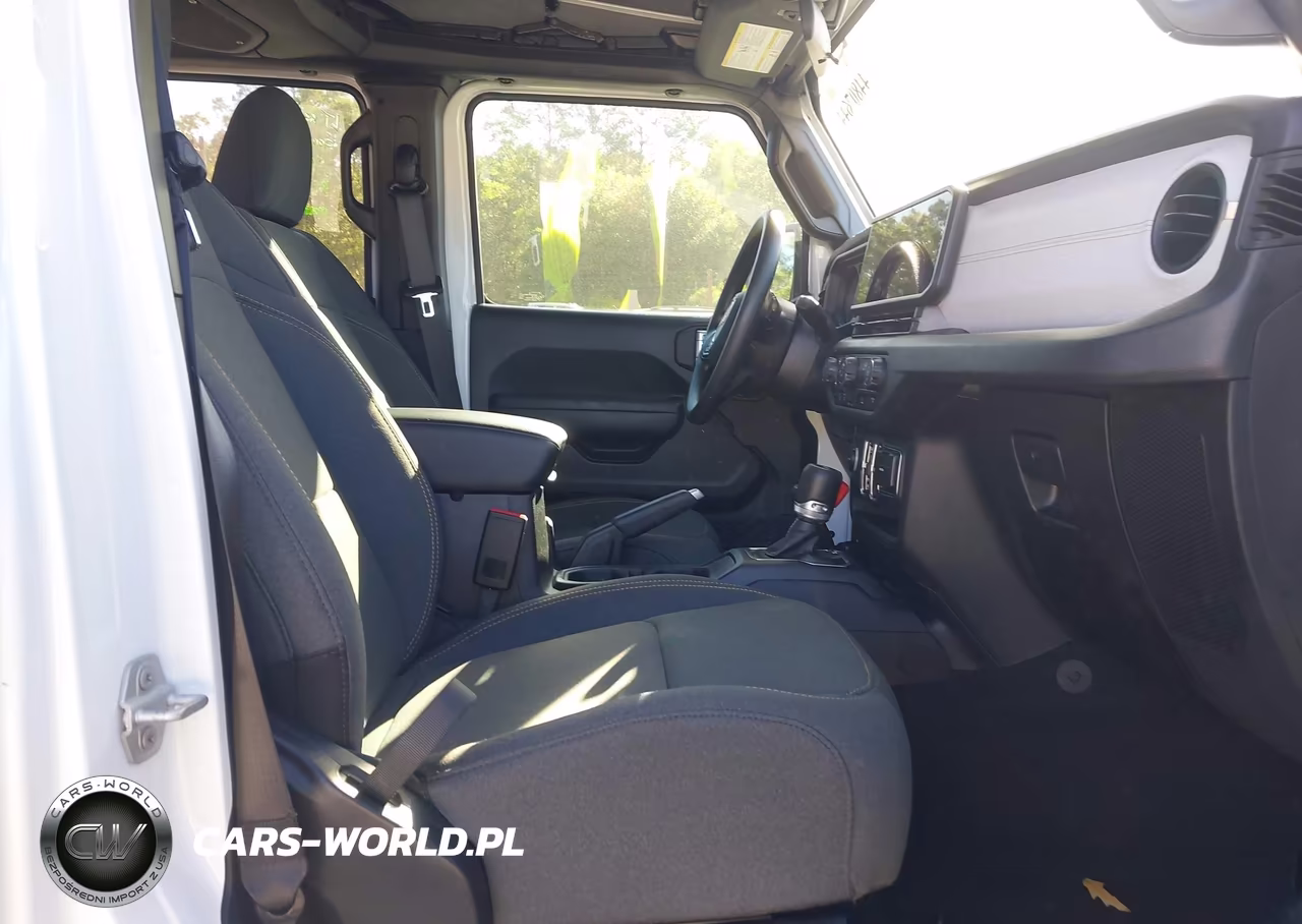 2025 Jeep Wrangler 4-Door Sport 4X4 VIN:1C4PJXDN3SW662987 - 5