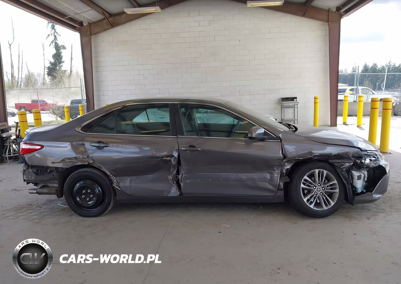 2016 Toyota Camry Se VIN:4T1BF1FK3GU554007 - 14