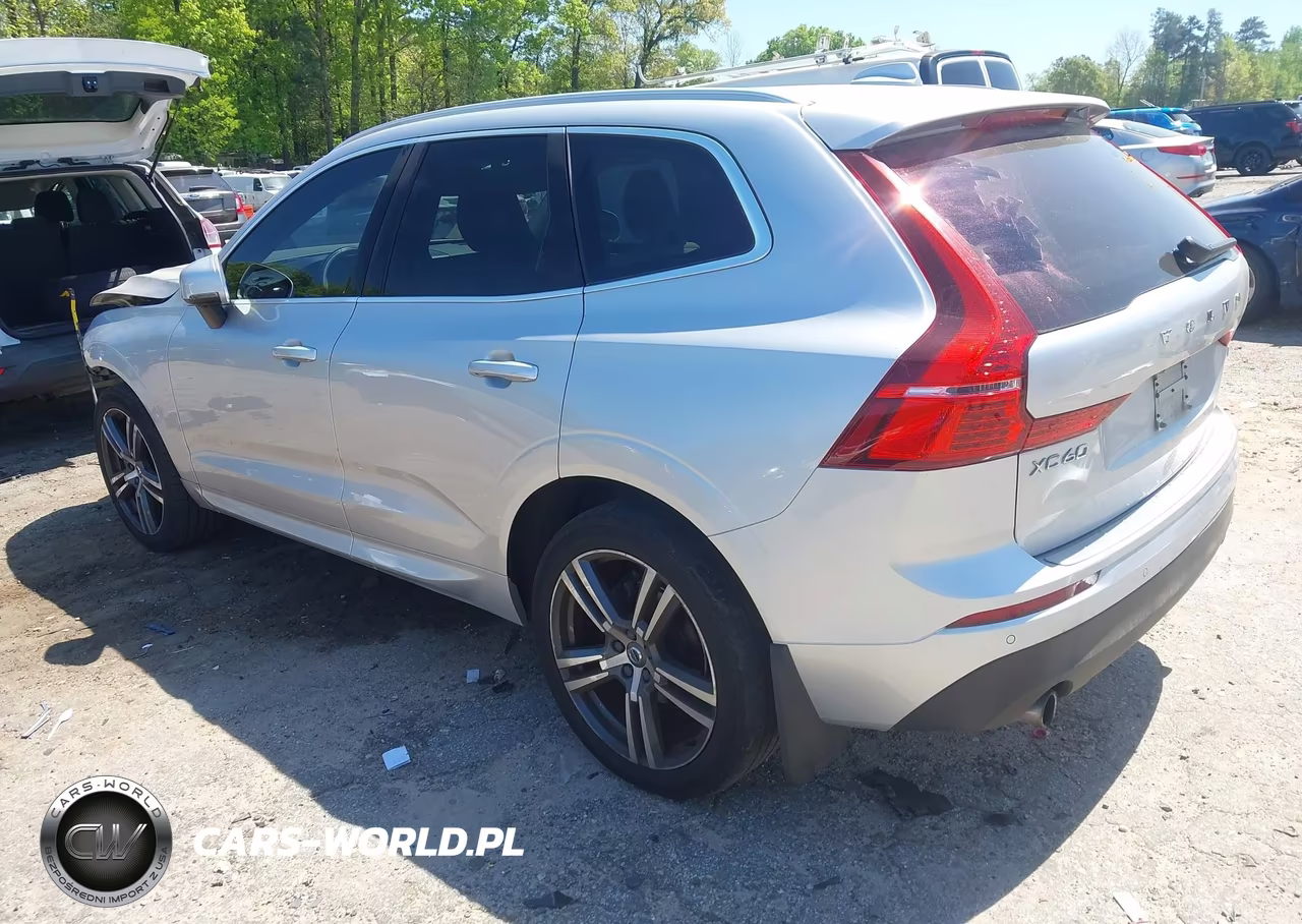 2021 Volvo Xc60 T5 Momentum VIN:YV4102DKXM1684807 - 3