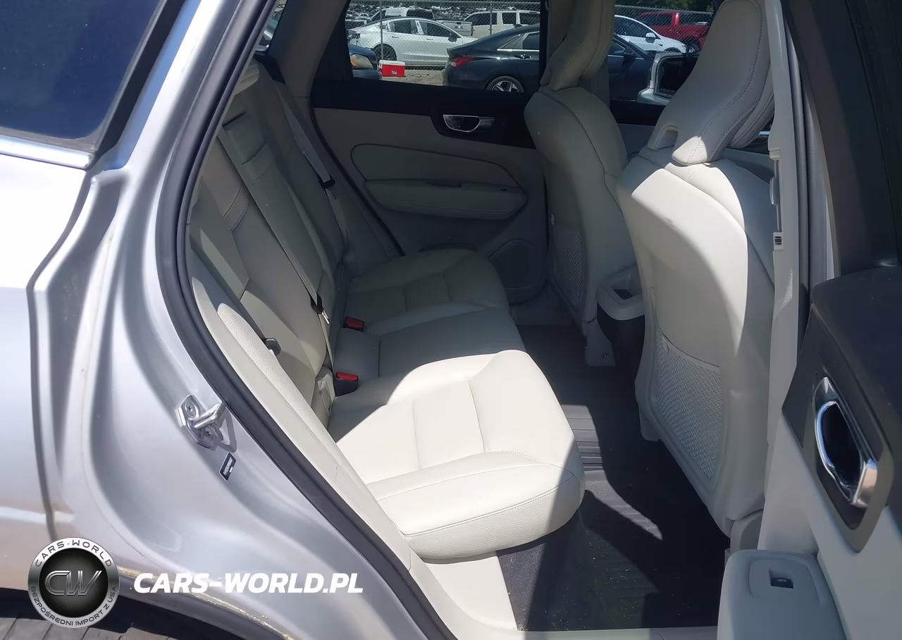 2021 Volvo Xc60 T5 Momentum VIN:YV4102DKXM1684807 - 8