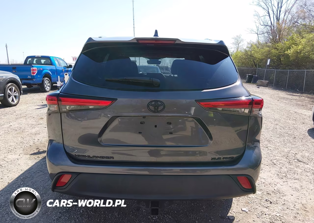 2021 Toyota Highlander Xle VIN:5TDGZRBHXMS090661 - 17