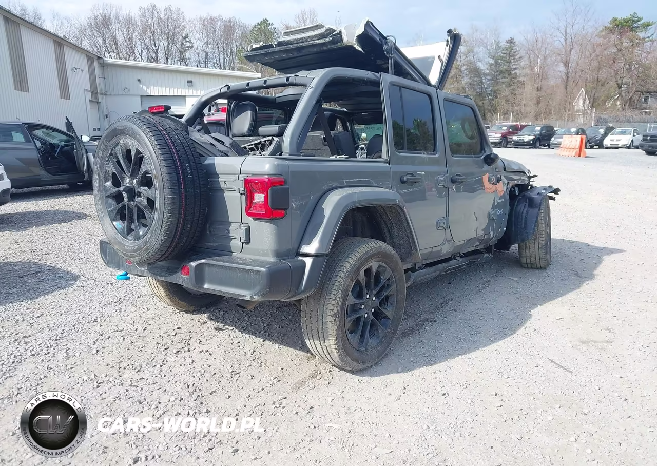 2023 Jeep Wrangler 4Xe Sahara 4X4 VIN:1C4JJXP63PW556962 - 4