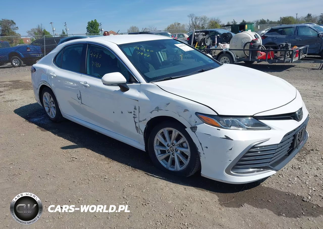 2024 Toyota Camry Le