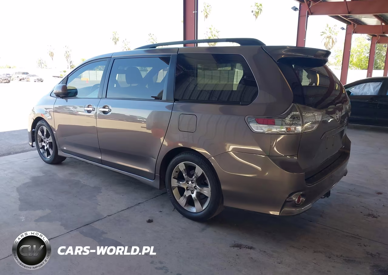 2014 Toyota Sienna Se 8 Passenger VIN:5TDXK3DCXES497559 - 3