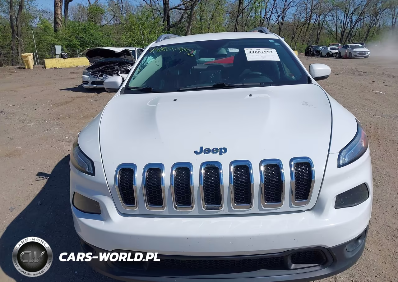 2017 Jeep Cherokee Latitude 4X4 VIN:1C4PJMCB9HW563251 - 13
