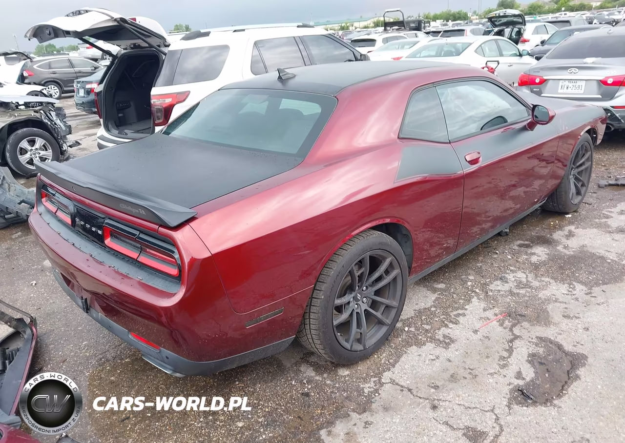 2018 Dodge Challenger R-T 392 VIN:2C3CDZFJ7JH152008 - 4