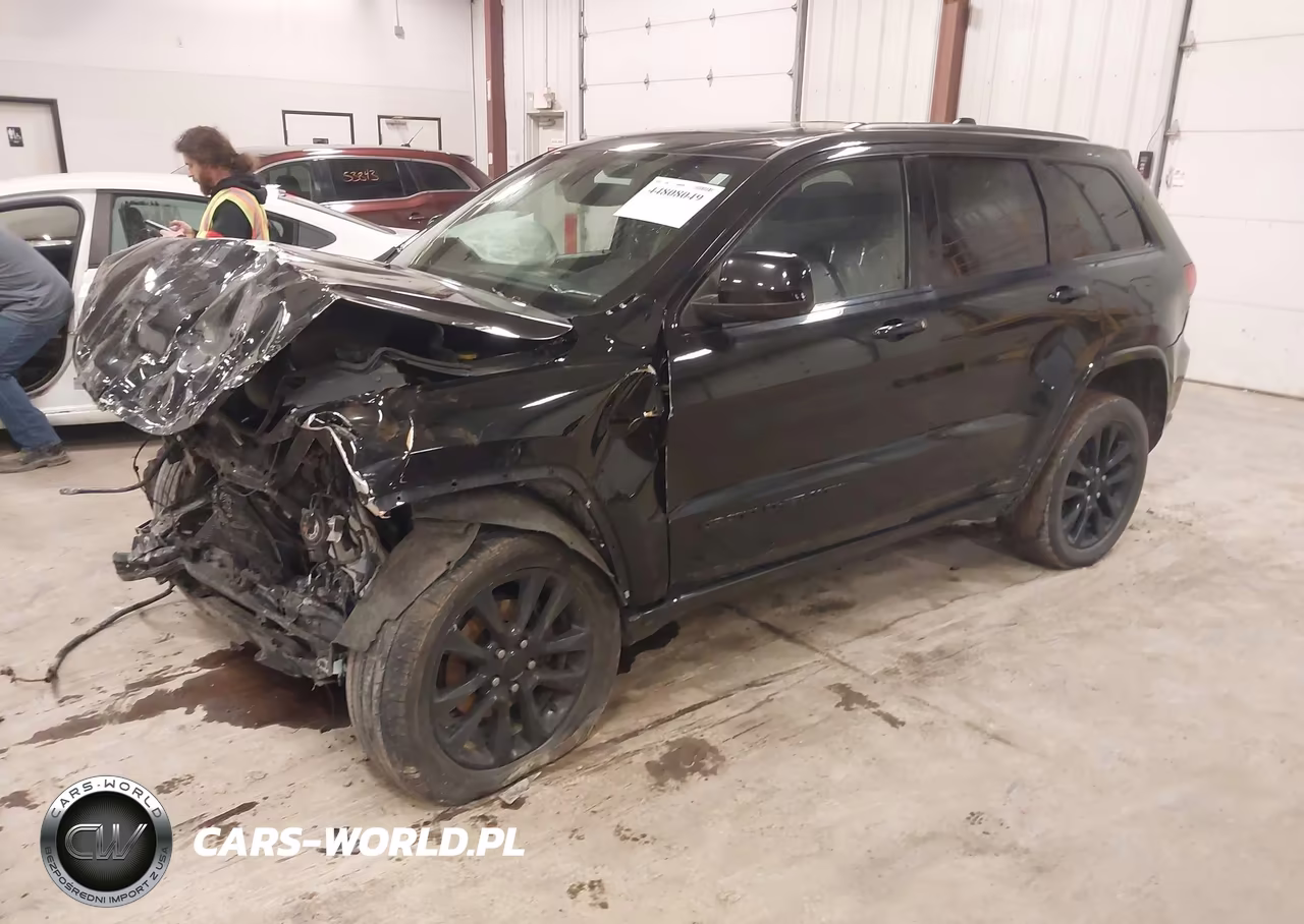 2019 Jeep Grand Cherokee Altitude 4X4 VIN:1C4RJFAG4KC677928 - 2
