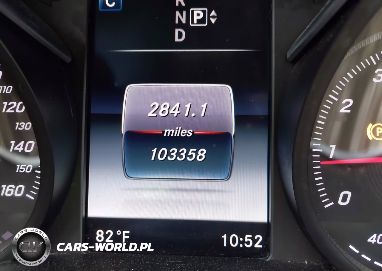 2015 Mercedes-Benz C 300 Sport VIN:55SWF4JB9FU079340 - 15