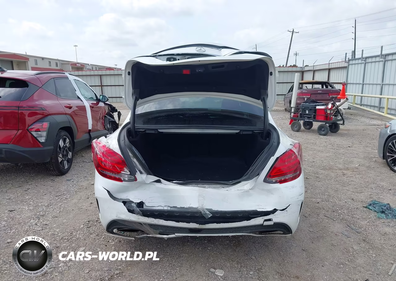 2015 Mercedes-Benz C 300 Sport VIN:55SWF4JB9FU079340 - 16