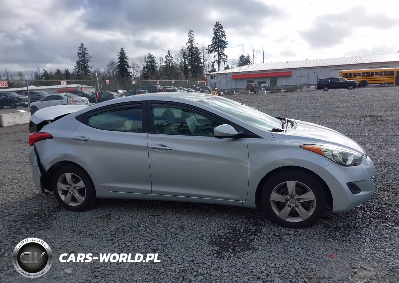 2011 Hyundai Elantra Gls VIN:5NPDH4AE7BH013636 - 13