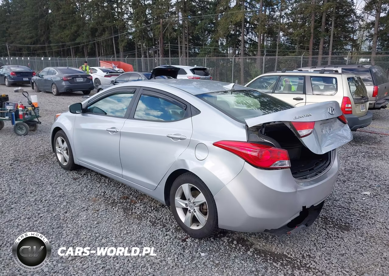 2011 Hyundai Elantra Gls VIN:5NPDH4AE7BH013636 - 3
