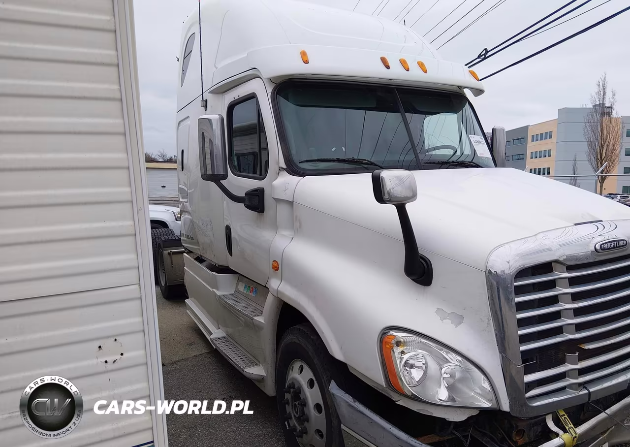 2013 Freightliner Cascadia 125