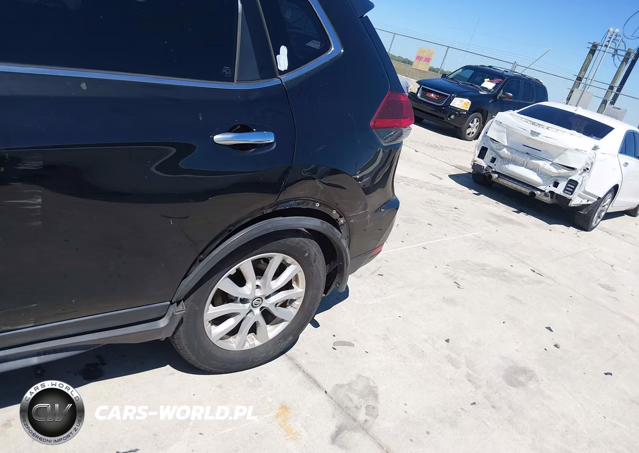 2019 Nissan Rogue S VIN:JN8AT2MT0KW266828 - 17