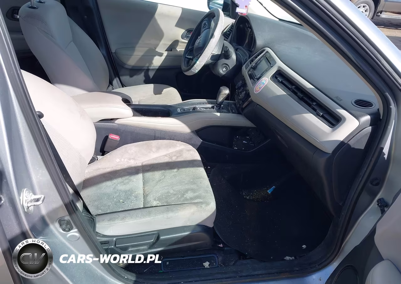 2017 Honda Hr-V Lx VIN:3CZRU6H30HM704599 - 5