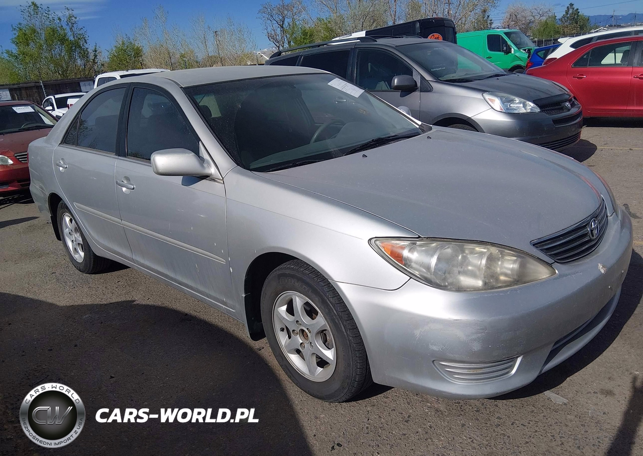 2005 Toyota Camry Le