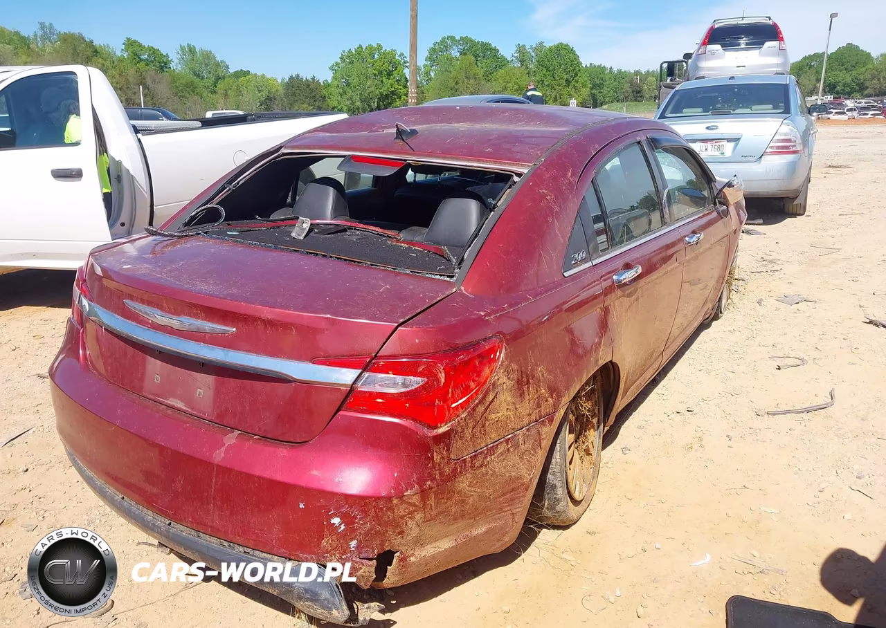 2011 Chrysler 200 Limited VIN:1C3BC2FGXBN600373 - 4