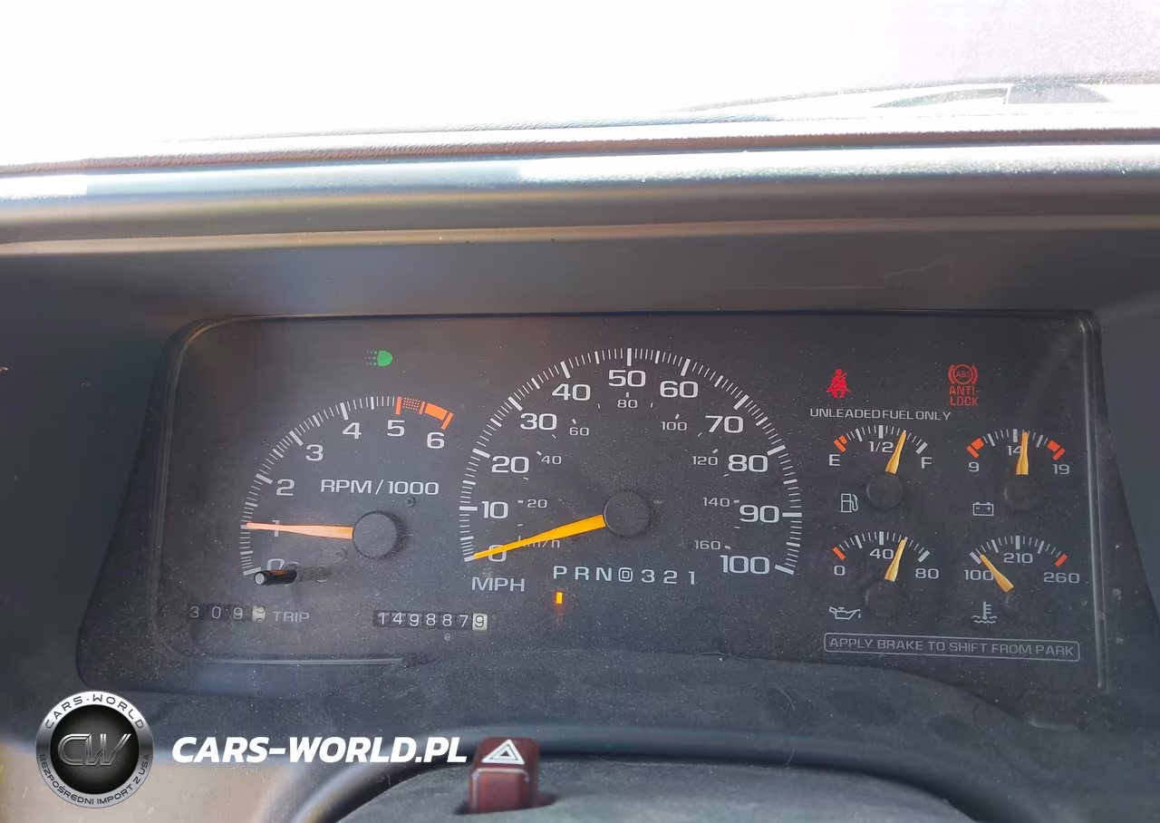 1996 Chevrolet Suburban K1500 VIN:3GNFK16R5TG126846 - 7