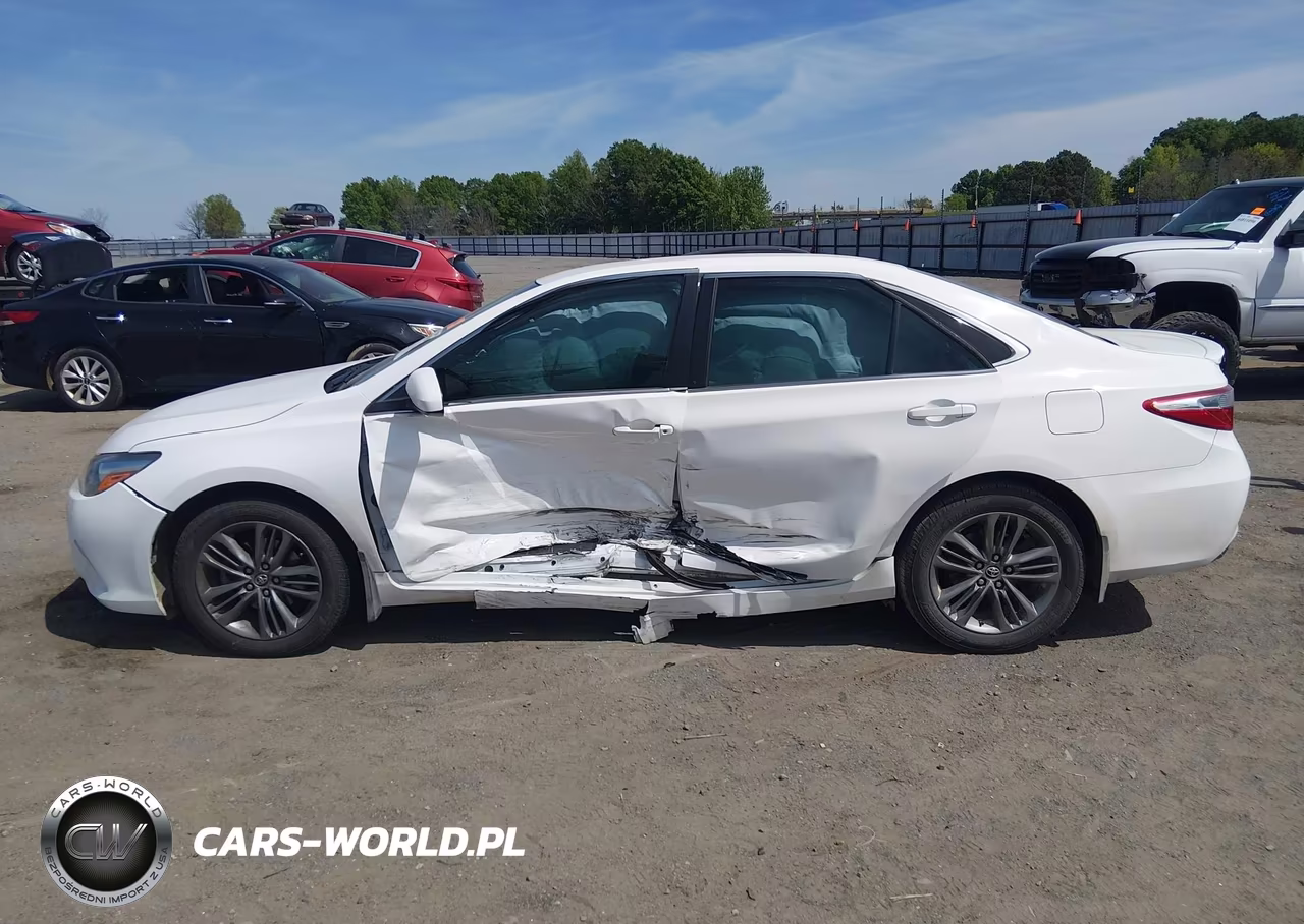 2017 Toyota Camry Se VIN:4T1BF1FK1HU410067 - 13