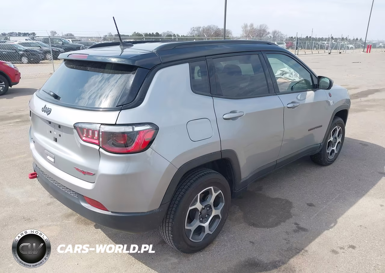 2022 Jeep Compass Trailhawk 4X4 VIN:3C4NJDDB6NT234157 - 4