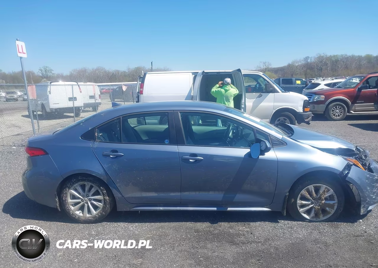 2026 Toyota Corolla Le VIN:5YFB4MDE0TP396502 - 13