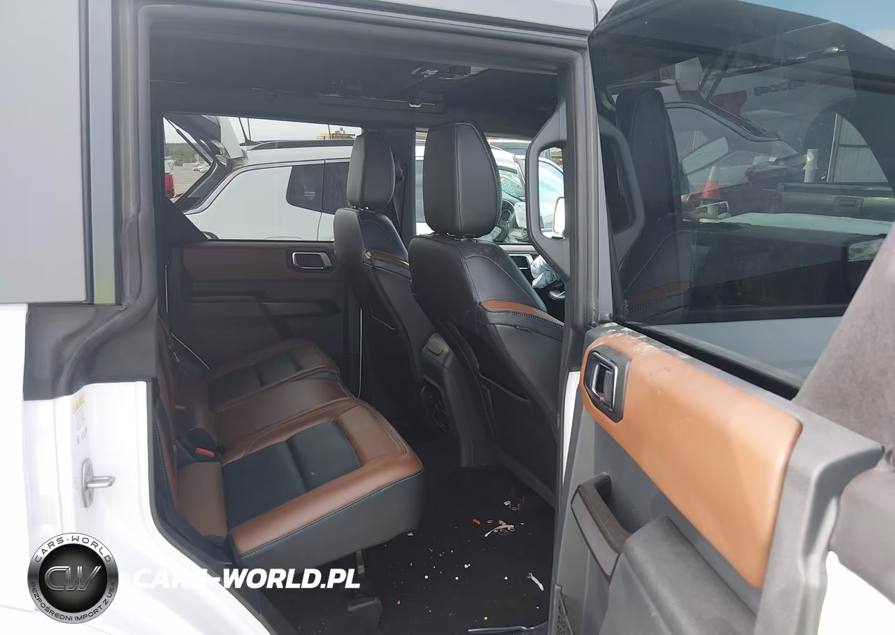 2024 Ford Bronco Outer Banks VIN:1FMDE8BH7RLB53132 - 8