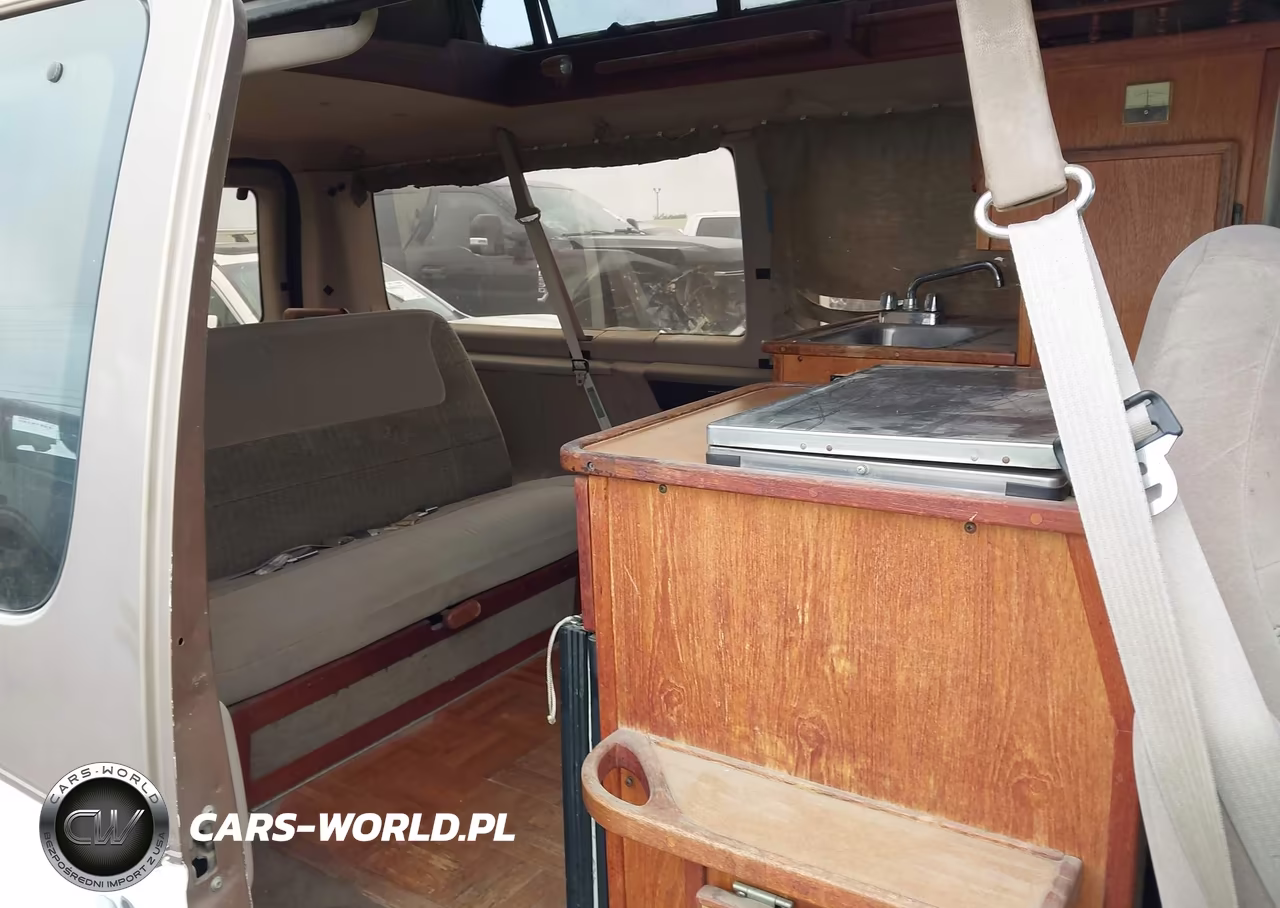 1993 Ford Econoline E150 VIN:1FMEE11Y7PHA80163 - 8