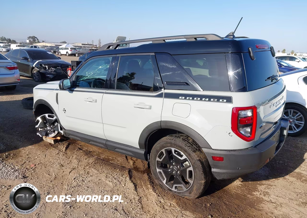 2024 Ford Bronco Sport Outer Banks VIN:3FMCR9C64RRE73030 - 3