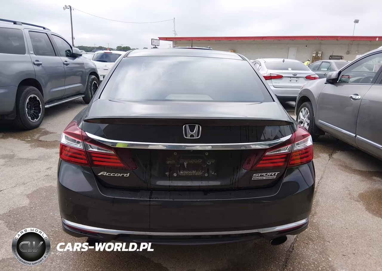 2017 Honda Accord Sport Se VIN:1HGCR2F16HA236285 - 16