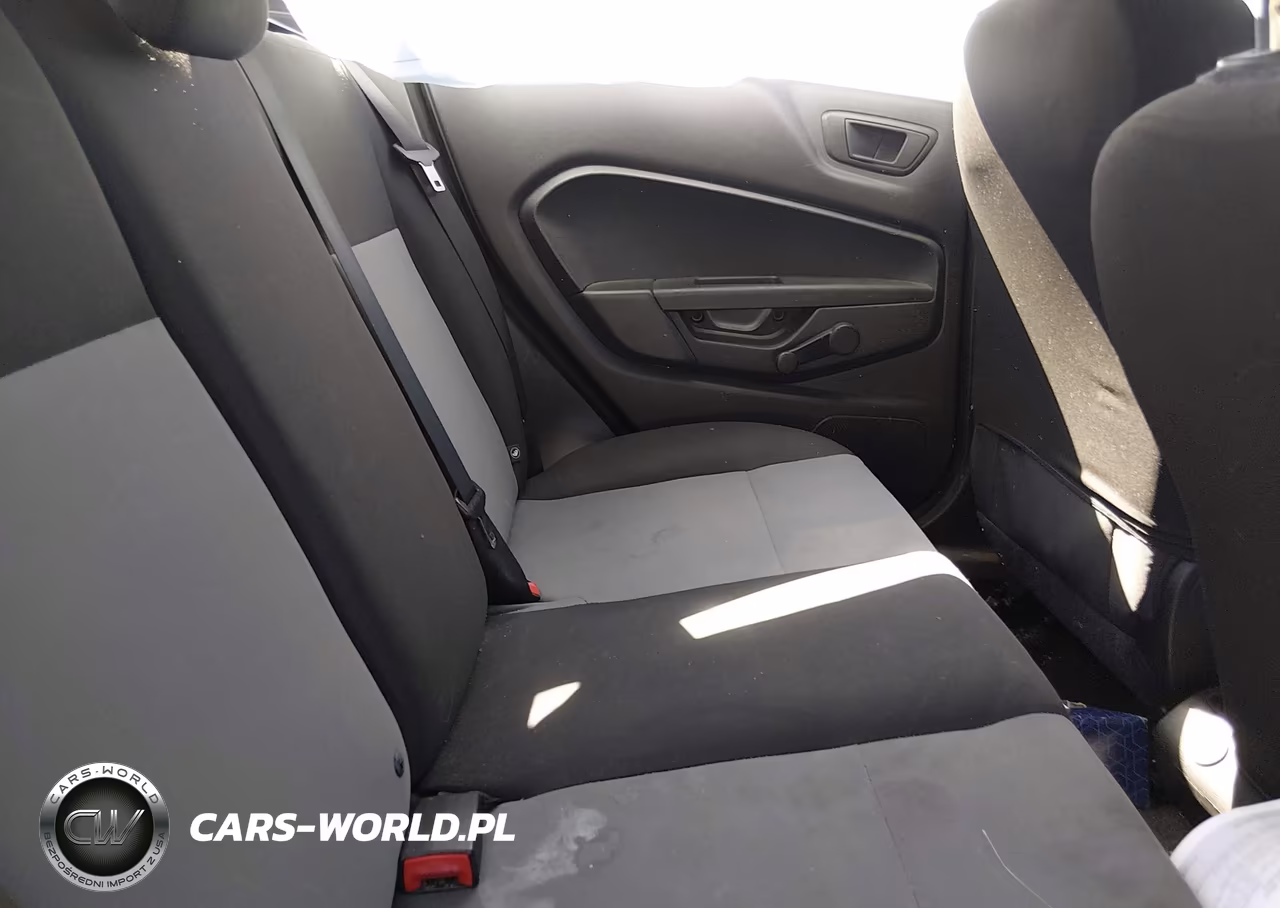 2015 Ford Fiesta S VIN:3FADP4AJ6FM219911 - 8