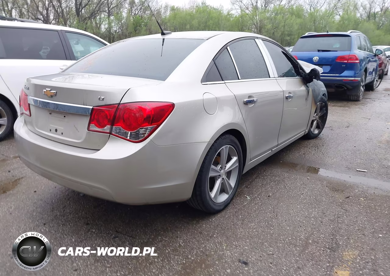 2013 Chevrolet Cruze 2Lt Auto VIN:1G1PE5SB7D7131508 - 4