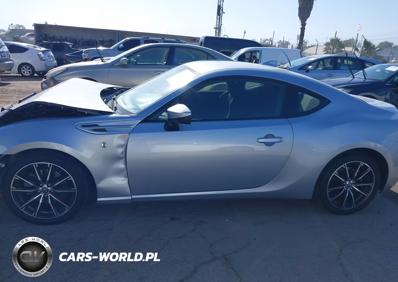 2017 Toyota 86 VIN:JF1ZNAA15H8702629 - 14