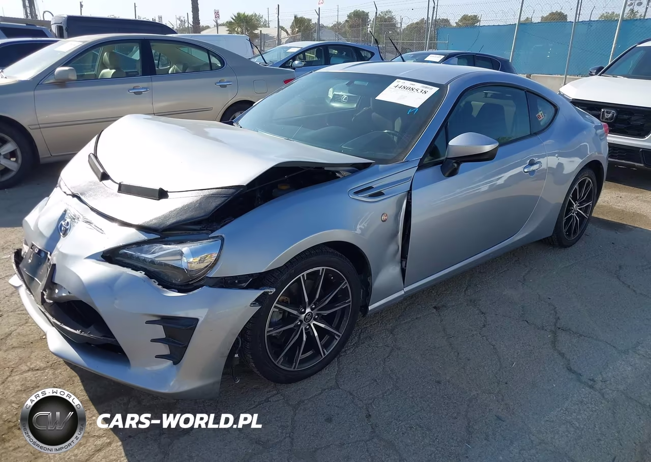 2017 Toyota 86 VIN:JF1ZNAA15H8702629 - 2